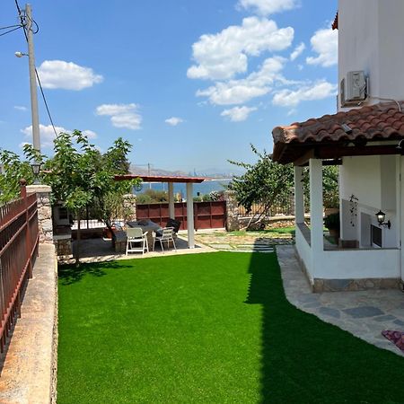 Apartment In Salamina With Garden & Sea View Selinia Esterno foto